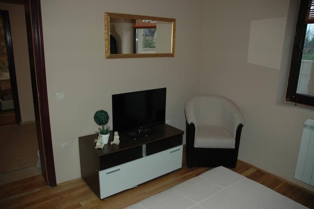 Guest House Maja Novi Sad Room photo