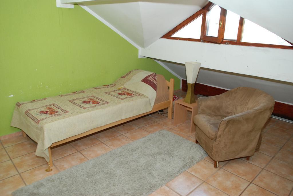 Guest House Maja Novi Sad Exterior photo